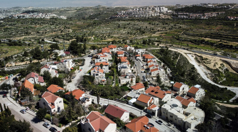 Netherlands plans to ban imports from Israel's Jewish settlements