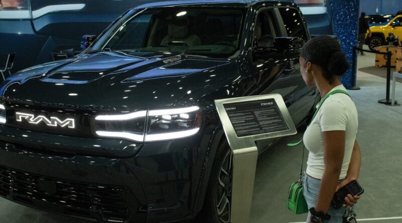 Tesla and Stellantis showed once again: It's hard to sell Americans big EV trucks.