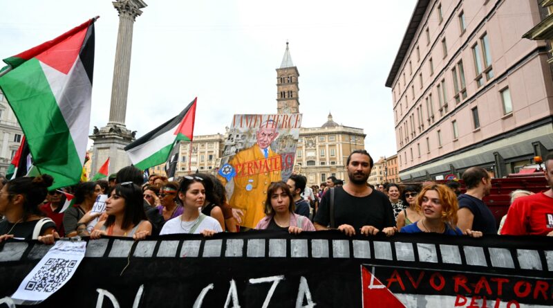The Italian people made us smile in Gaza