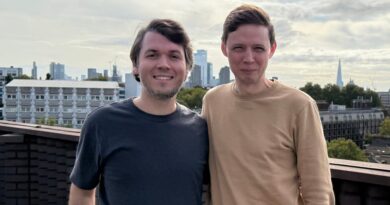 This AI startup helps developers safely and cheaply build on top of LLMs from OpenAI and Anthropic. Read its pitch deck.
