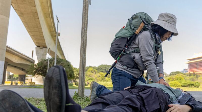Tourniquets, gray-zone tactics, and secrecy: I attended an 8-hour course that teaches Taiwanese citizens what to do if China invades