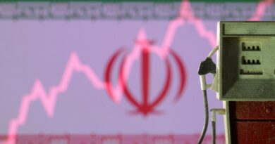US slaps new sanctions on individuals and firms that help Iran sell its oil