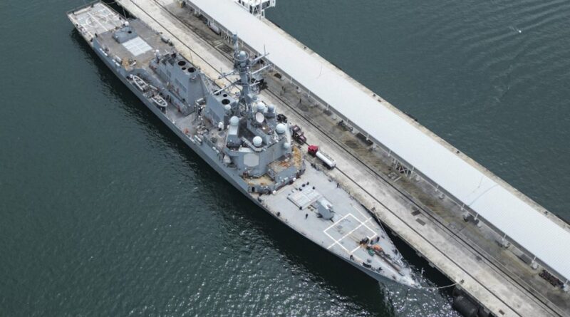 Venezuela condemns US destroyer for hostile occupation of fishing vessel