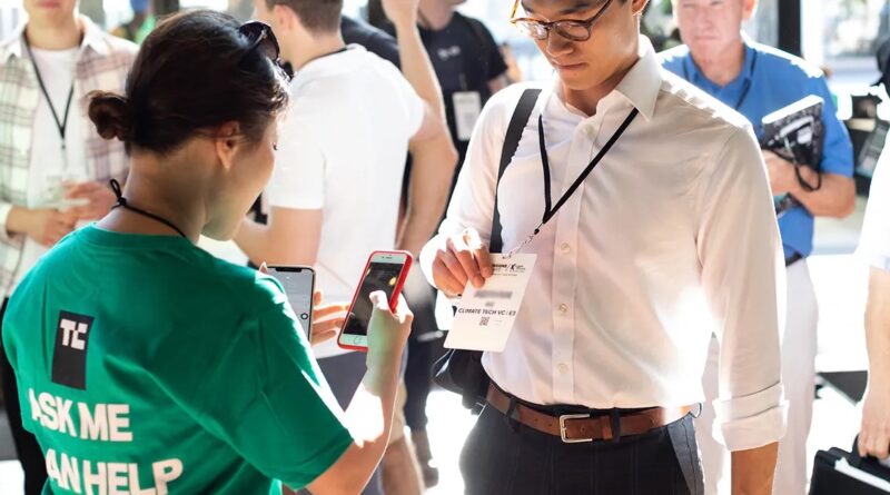 Volunteer at Disrupt 2025 while you still can | TechCrunch
