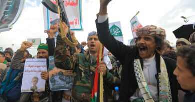 Yemen's Huthis hold funeral for PM killed in Israeli strike