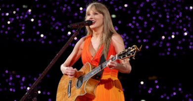 19 times Taylor Swift has broken records throughout her career