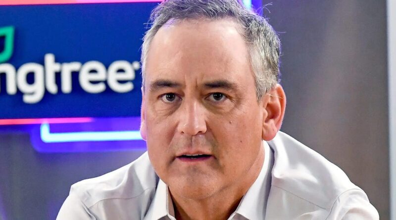 5 entrepreneurship and leadership lessons from Doug Lebda, the cofounder and CEO of LendingTree