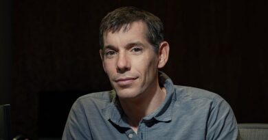 A day in the life of professional rock climber Alex Honnold: green juice, wall summits, and school pick-ups