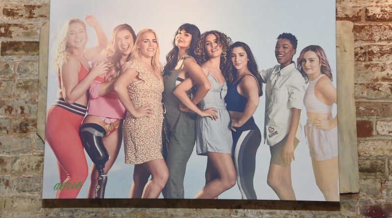 Aerie's promise not to use AI in ads is very popular for the brand