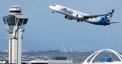 Alaska Air is grounding all its flights because of an IT outage