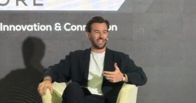 An OpenAI leader says AI is forcing companies to rethink their software playbook