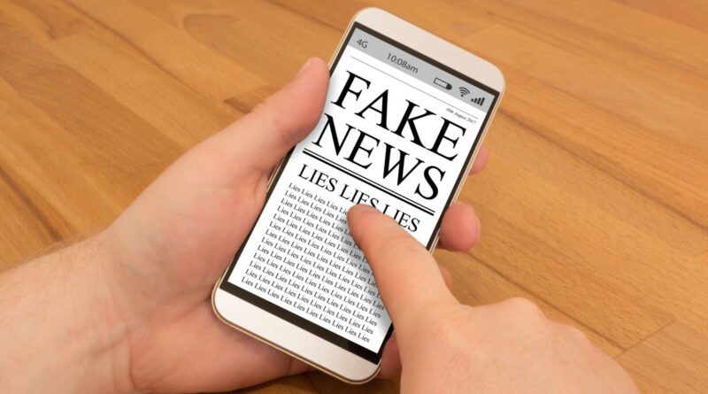 Reading Fake News on a Smartphone