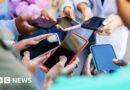 Apple and Samsung users in UK may be due share of £480m payout