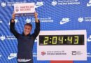 Conner Mantz Breaks 23-Year-Old American Record At Chicago Marathon