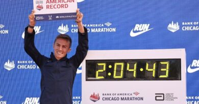 Conner Mantz Breaks 23-Year-Old American Record At Chicago Marathon