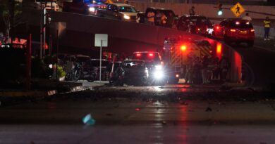 Explosions hit Ecuador, local criminal gang and ex-FARC dissidents blamed
