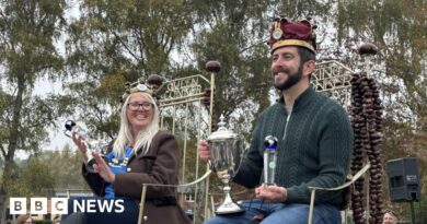 First-time contender crowned World Conker Champion