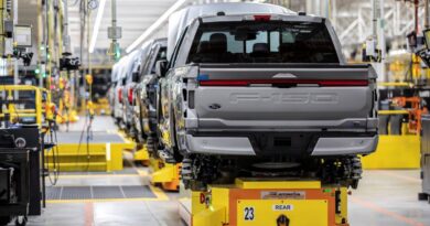 Ford F-150 Lightning electric truck assembly line