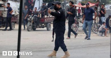 Gaza City clashes between Hamas and clan members leave 27 dead