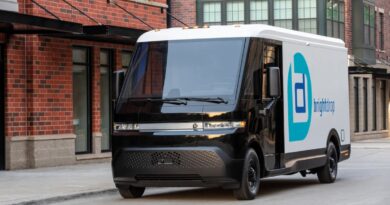 General Motors' BrightDrop EV600 van
