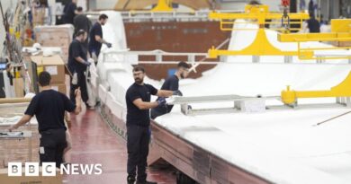 Government vows to create 400,000 jobs in clean energy sector