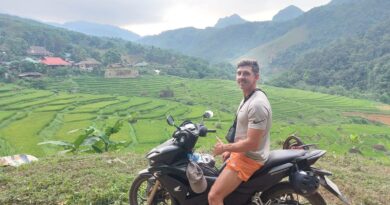 I left a stressful job in Hawaii and moved to Vietnam. It's been 6 years, and I have no plans to move back to the US.