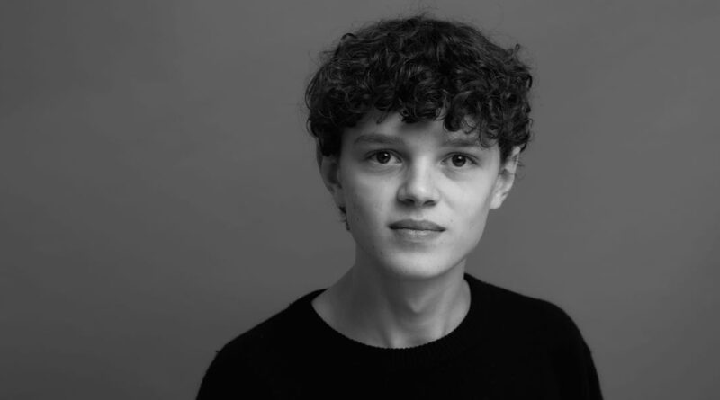 I'm 16 and just raised $1 million for my AI project despite being average at school. Here's why it helps to be delusional.