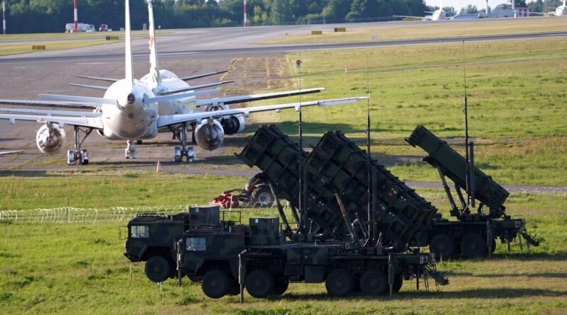 Lithuania shuts airports, Belarus border crossings after balloon sightings