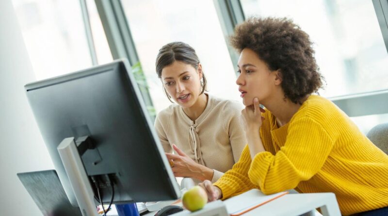 Loved Ones Are Recommending That Their Partner Or Family Member Use AI As A Personal Therapist