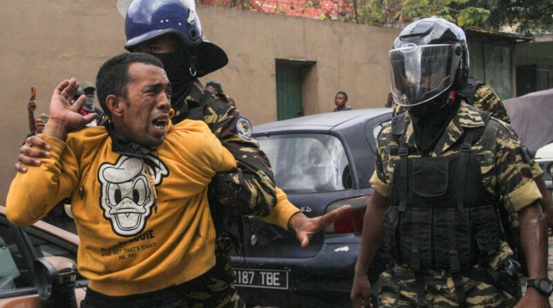 Madagascar president refuses to step down as antigov’t protests continue