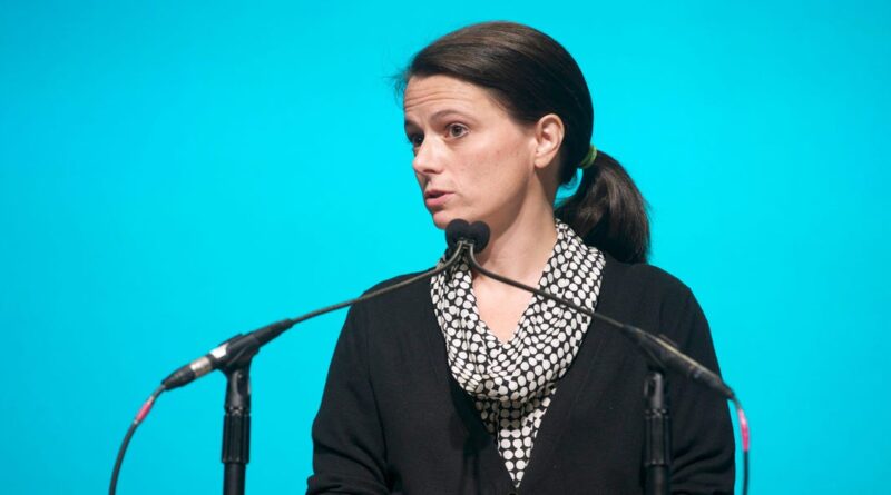 Microsoft's CFO highlights record infrastructure investments, OpenAI deal in internal memo