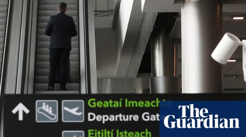NI parents caught in UK crackdown lose child benefit after travelling via Dublin