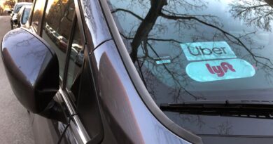Newsom signs bill giving Uber and Lyft drivers in California the right to unionize | TechCrunch