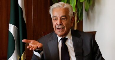Pakistan minister warns of ‘open war’ with Afghanistan if peace talks fail