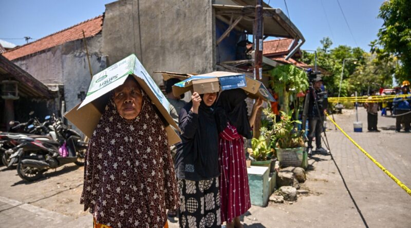 Photos: Hopes dim for survivors after Indonesia school building collapses