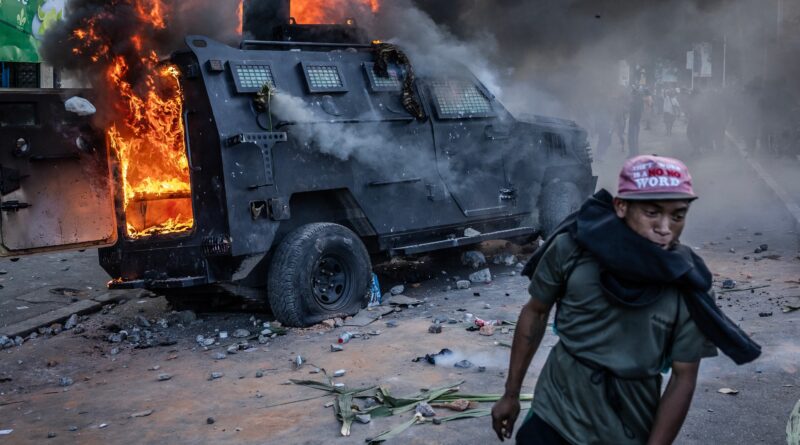 Photos: Madagascar soldiers join protesters amid coup allegation
