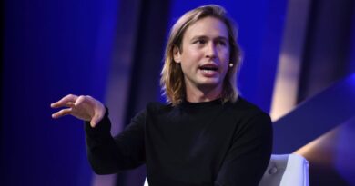 Plaid CEO says 'it's inevitable AI will drive our financial lives'