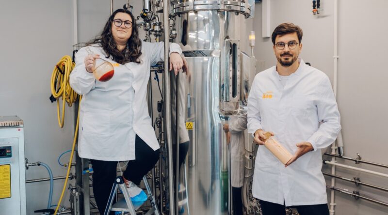 ÄIO founders Nemailla Bonturi and Petri-Jaan Lahtvee II