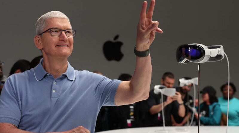 Tim Cook might be ceding the battle to Meta in the race for the face computer