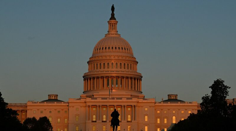 US government shutdown enters third day, expected to last past weekend