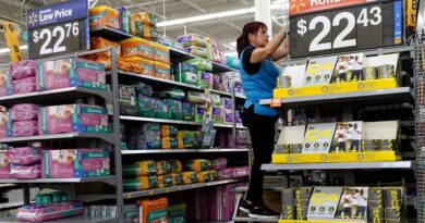 Walmart is rolling out a new raise strategy for hourly store workers, leaked documents show