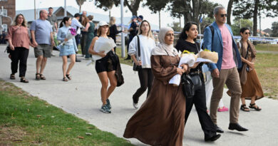 'Unspeakable tragedy': Bondi residents react to mass shooting