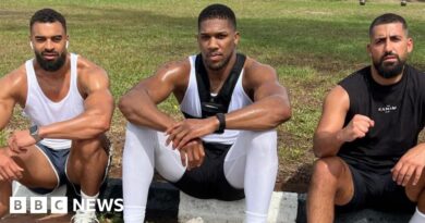 Anthony Joshua injured in Nigeria car crash that killed two team members