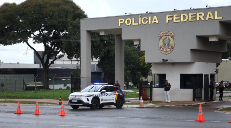 Brazil court orders house arrest for Bolsonaro accomplices