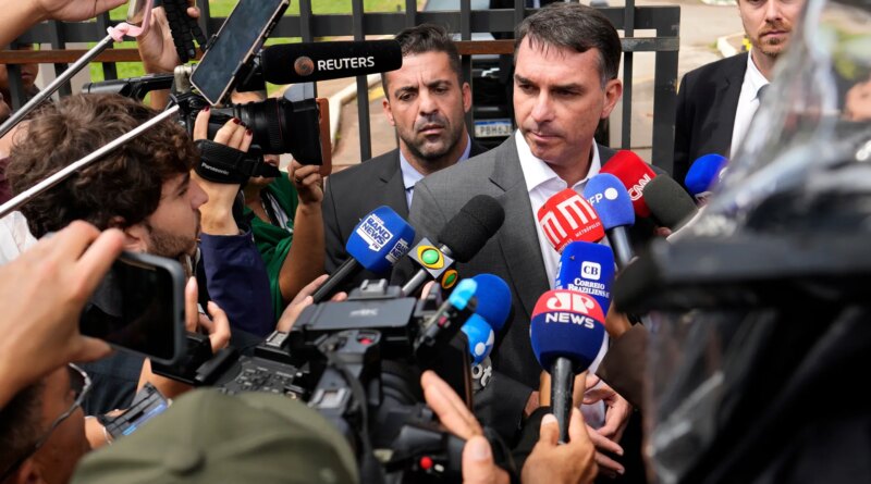 Flavio Bolsonaro retracts suggestion of a ‘price’ to end 2026 election bid
