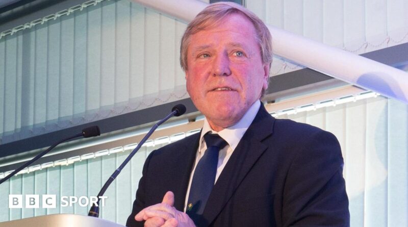 Hugh Morris gives a speech