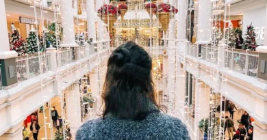 I live in a Canadian town where hundreds of Hallmark movies are filmed. Here's what it's like, fake snow and all.