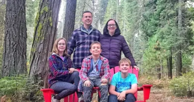 I used to obsess over perfect holiday cards. When I finally stopped sending them, I found more joy in the season.