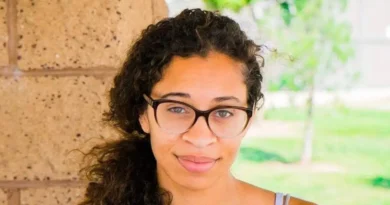 I was wasting hours commuting in LA traffic. Here's how I convinced my manager to let me work from home.