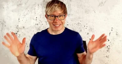 I won $28 million in the Powerball when I was 21. One choice saved me from becoming a broke lottery winner.